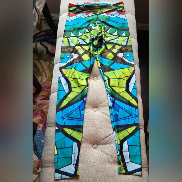 Blackmilk lorikeet leggings - Picture 2 of 4